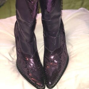 Women’s purple boots